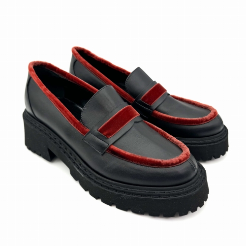 Mokasyny Norma J. Baker