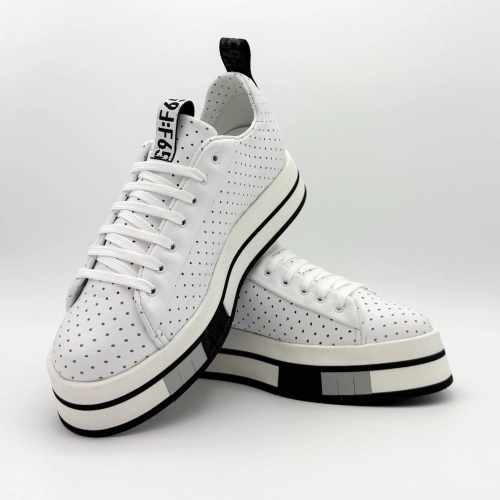 Sneakersy Fabi Białe