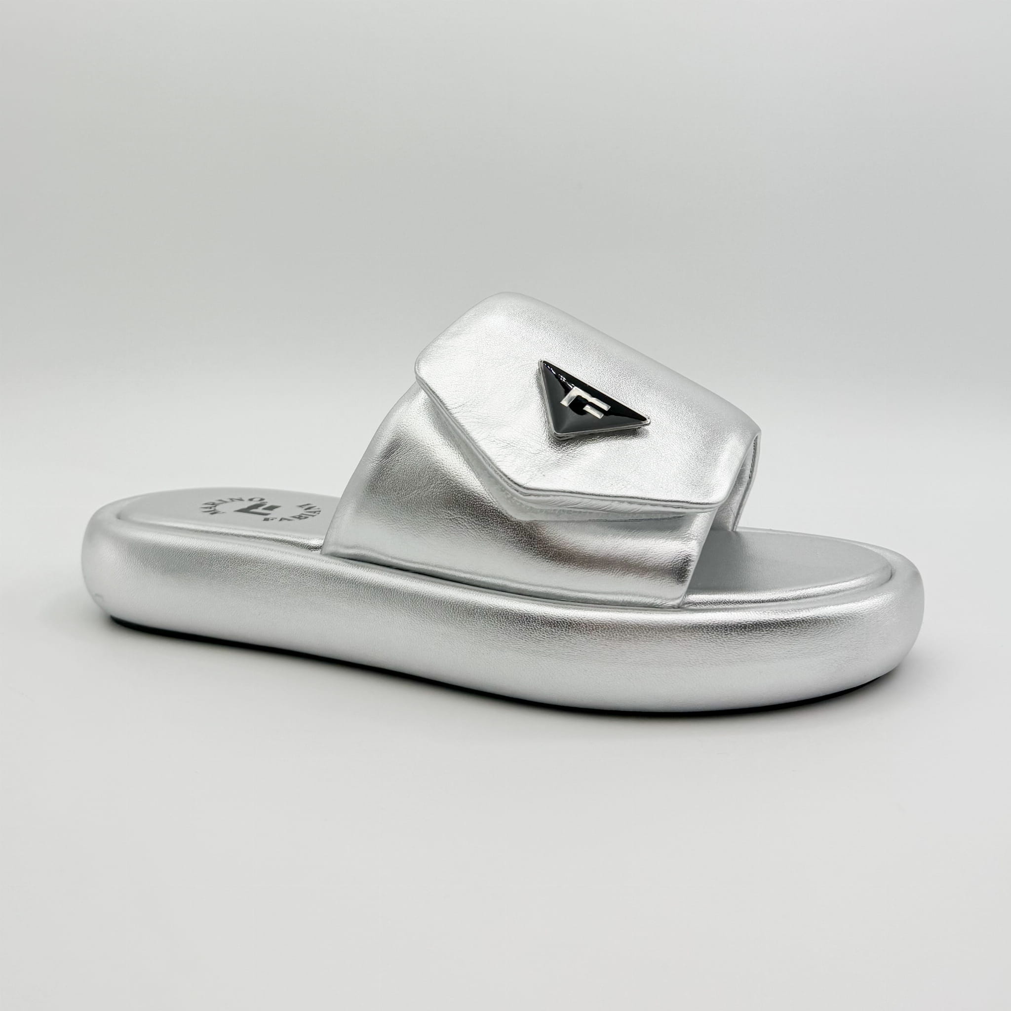 Klapki Marino Fabiani rozm.35