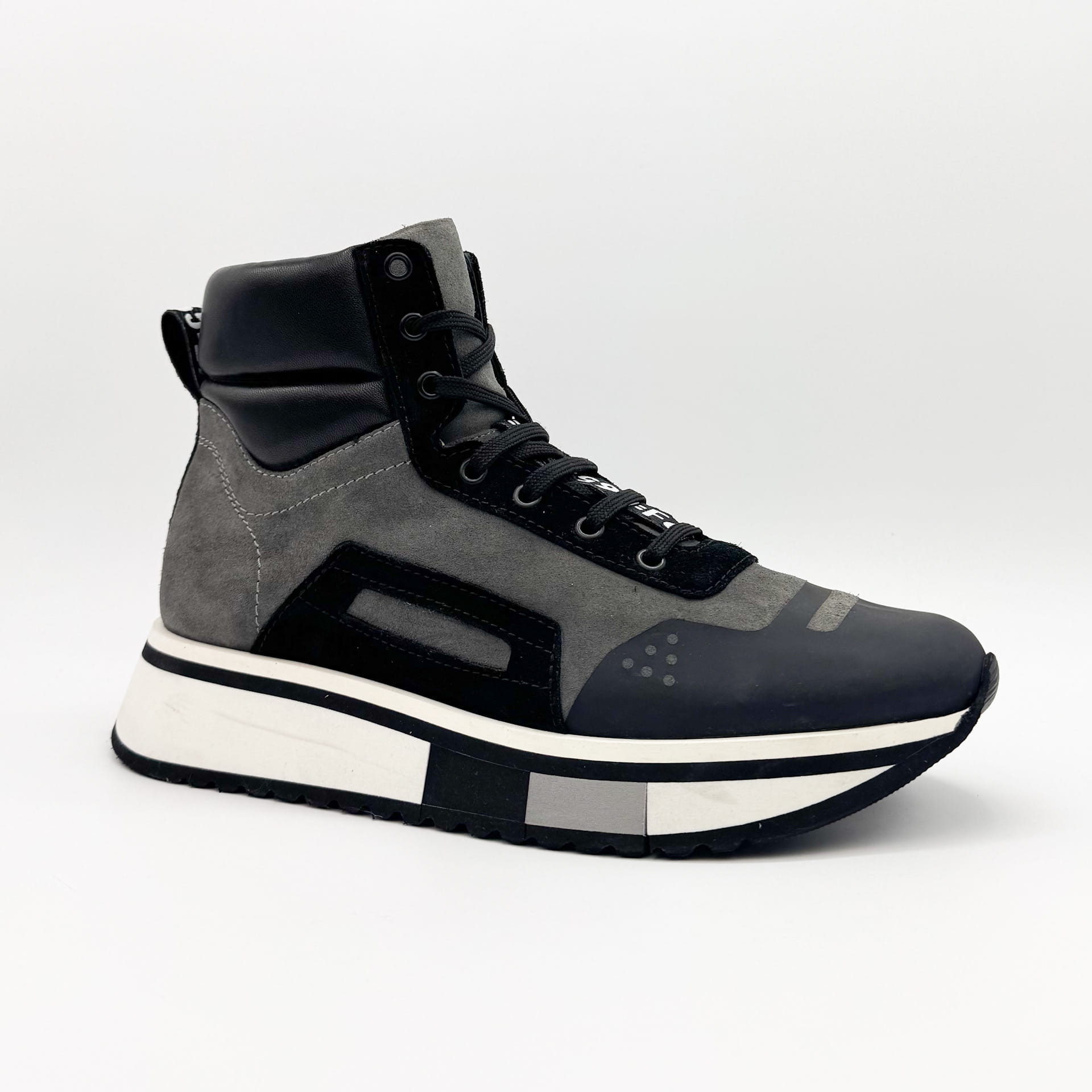 Trampki Fabi rozm.42